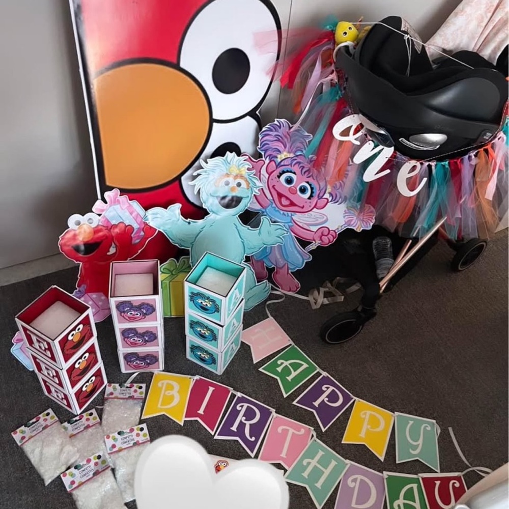 Sesame Street Party Supplies Set